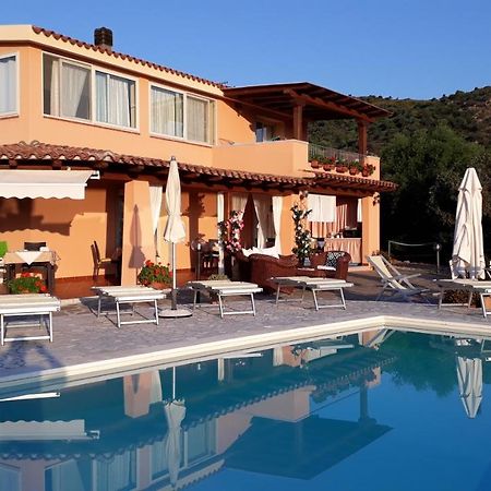 Hotel Li Muntigeddi San Teodoro  Exterior foto