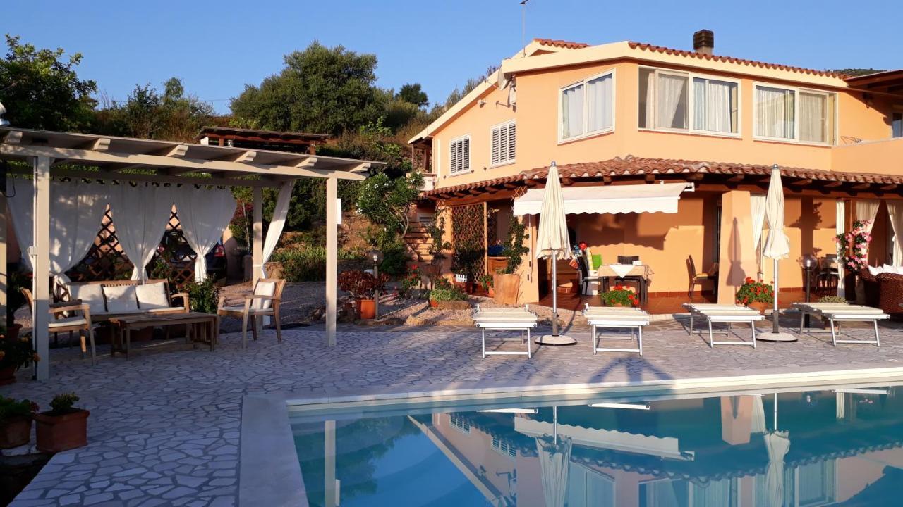 Hotel Li Muntigeddi San Teodoro  Exterior foto