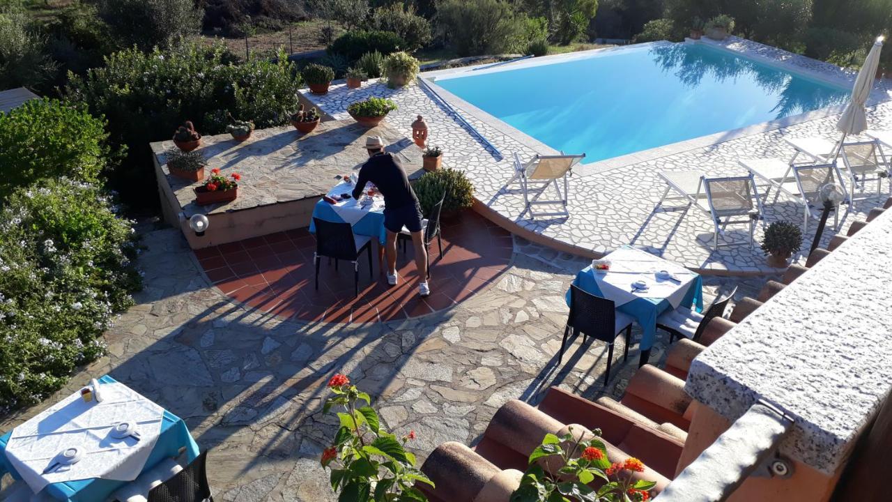 Hotel Li Muntigeddi San Teodoro  Exterior foto